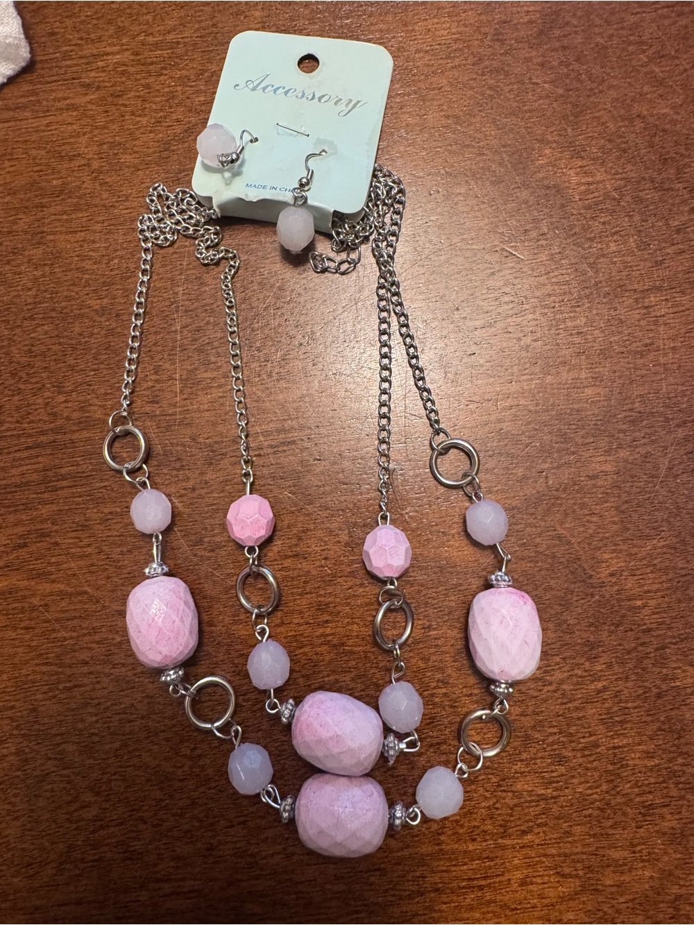 Source Unknown Triple-Strand Light Pink Beaded Necklace with Silver Tones
